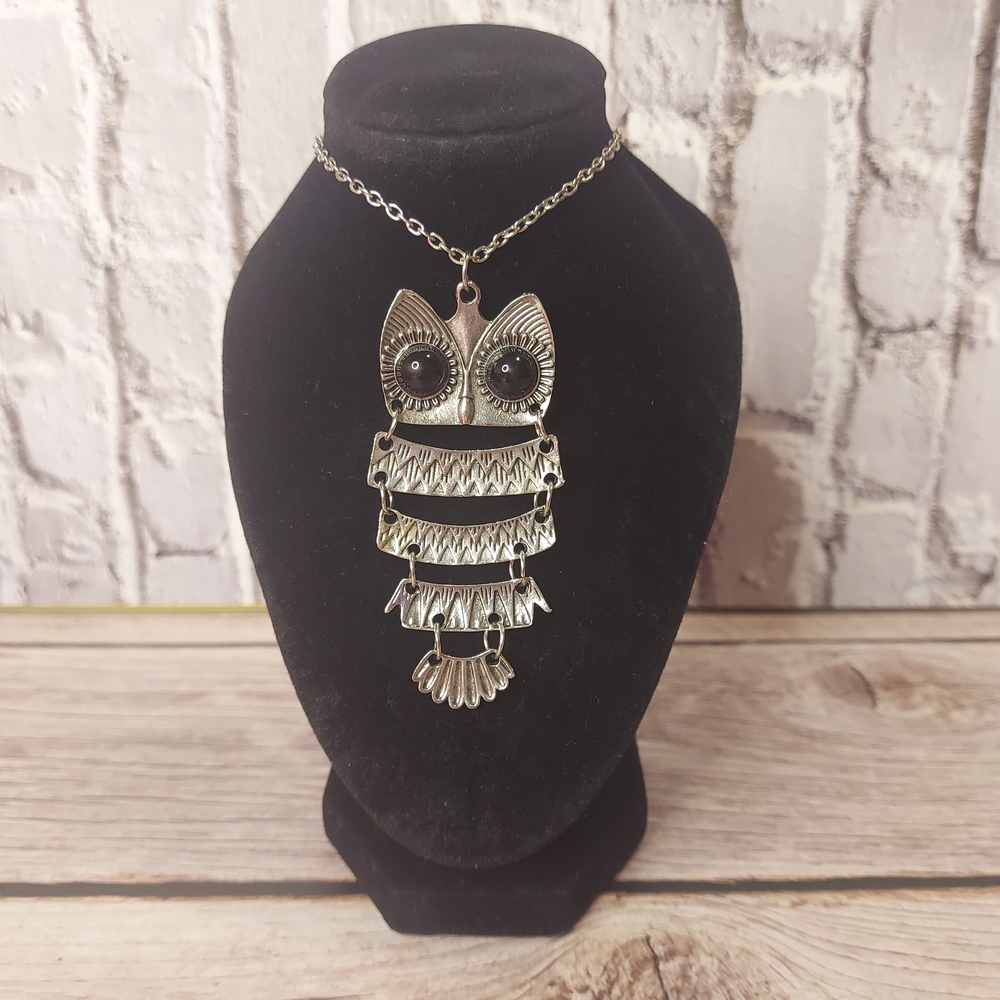 Chic Owl Necklace